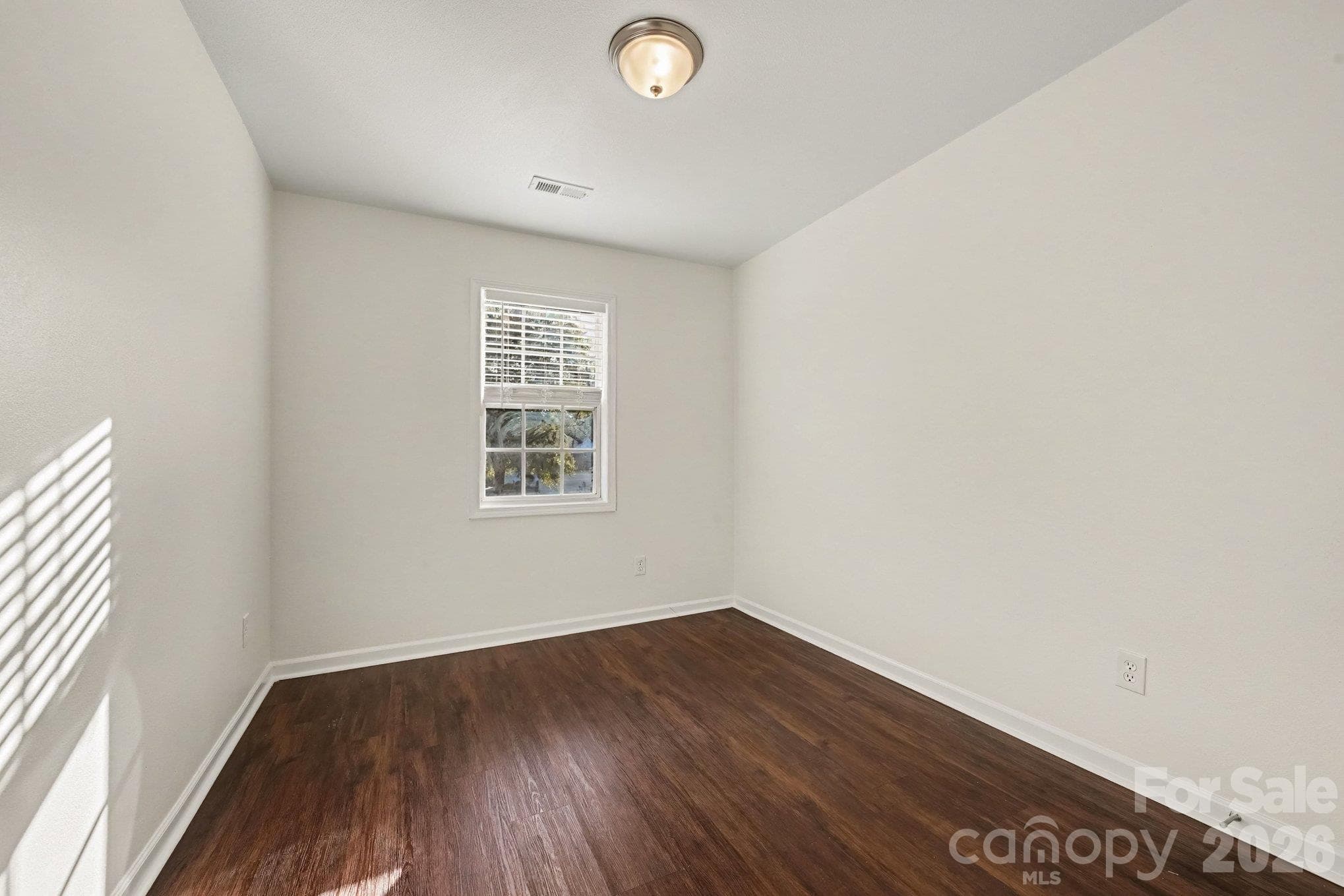 Single Family Residence at 10502 Glory Meadow Court, Charlotte, photo 12 of 16