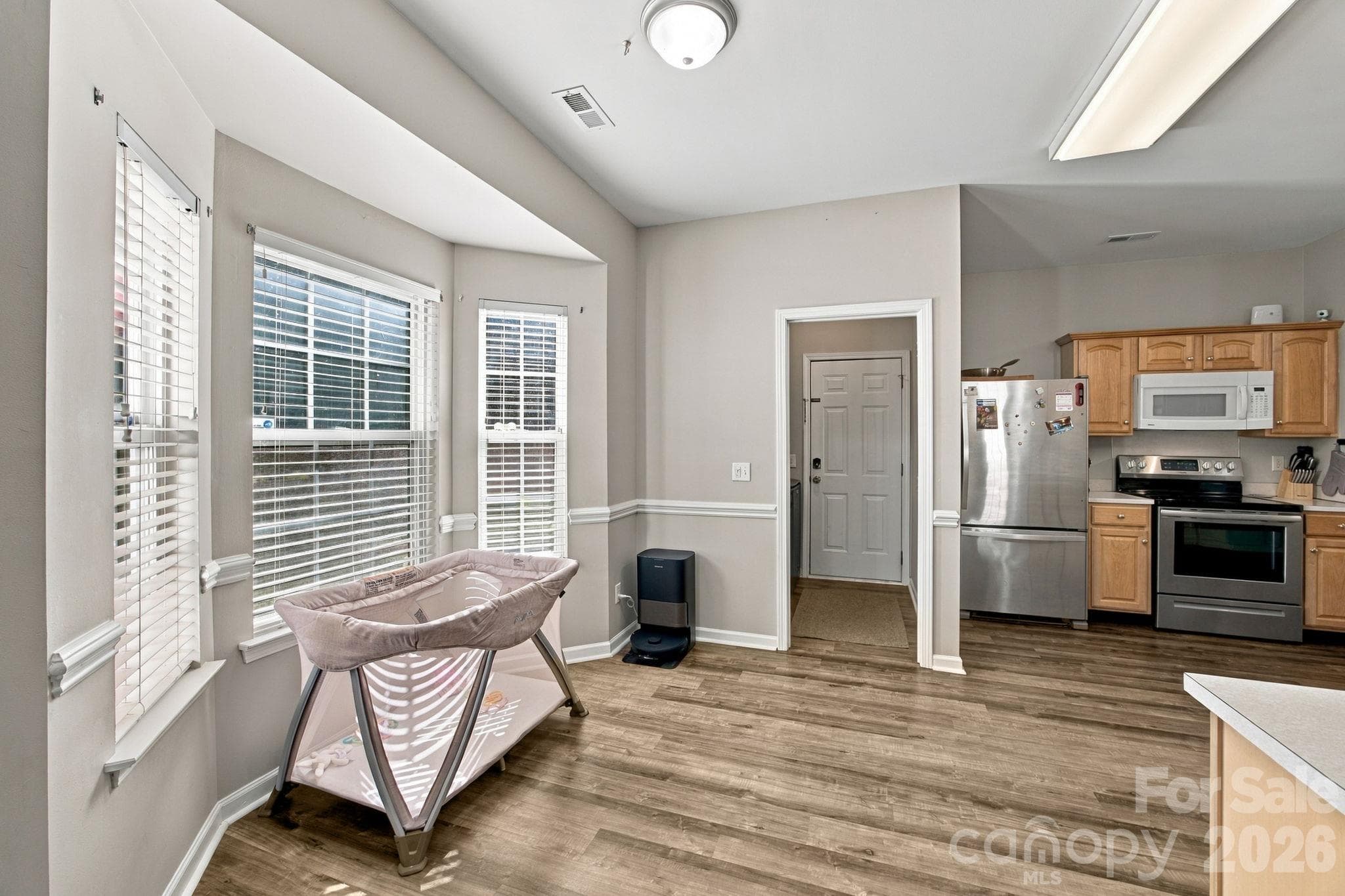 Single Family Residence at 6730 Reedy Creek Road, Charlotte, photo 15 of 48