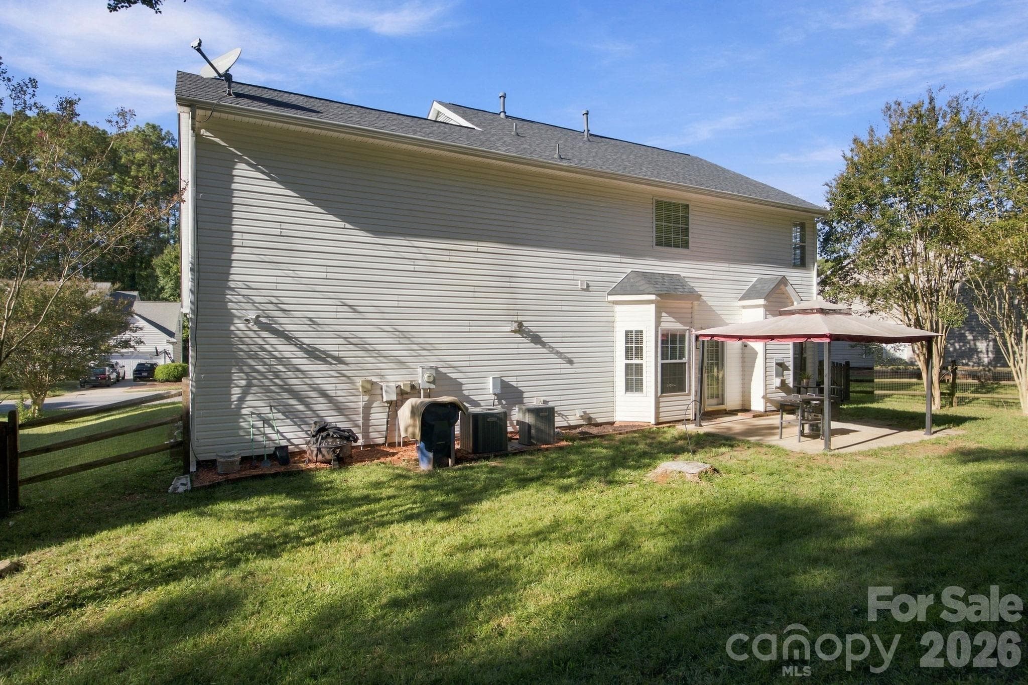 Single Family Residence at 6730 Reedy Creek Road, Charlotte, photo 32 of 48