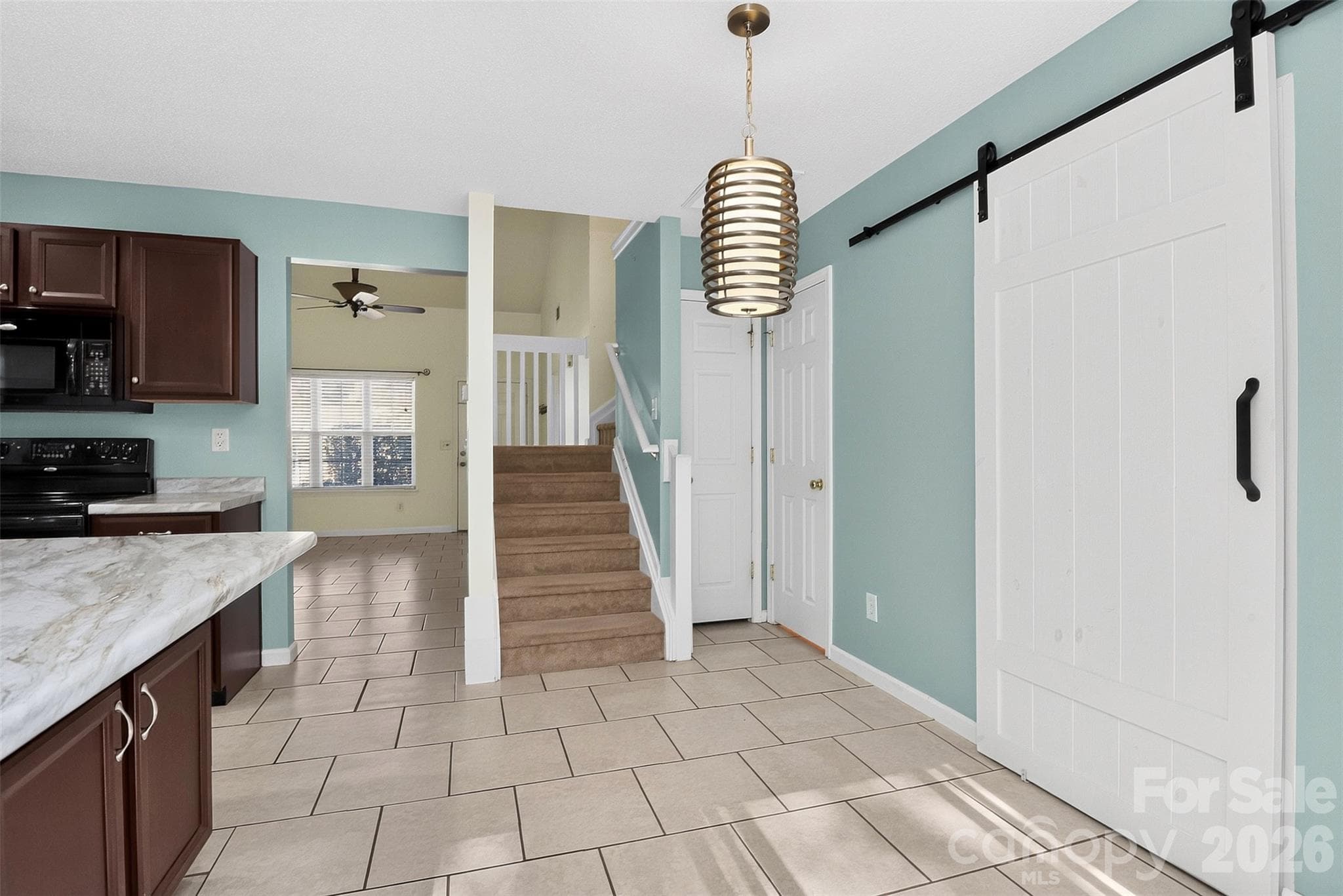 Townhouse at 16931 Greenlawn Hills Court, Charlotte, photo 8 of 34