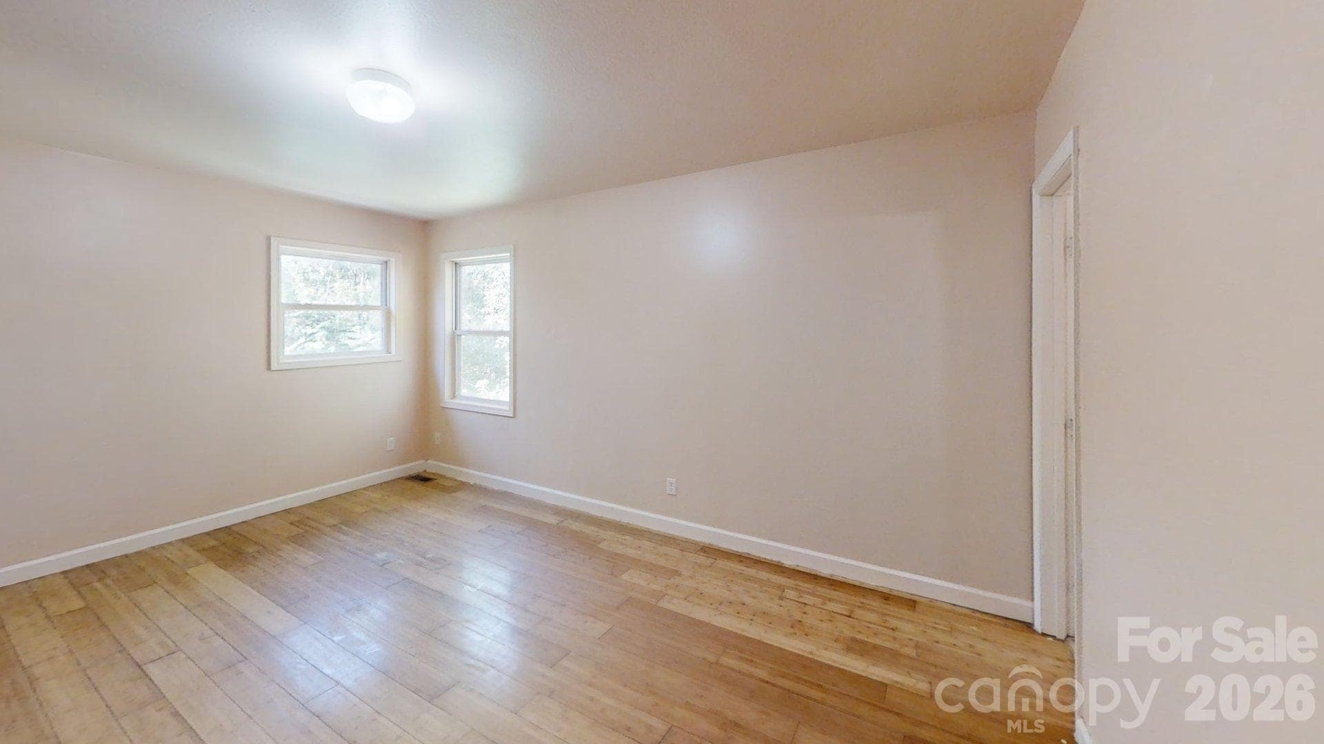 Condominium at 121 Merchant Street, Asheville, photo 15 of 39