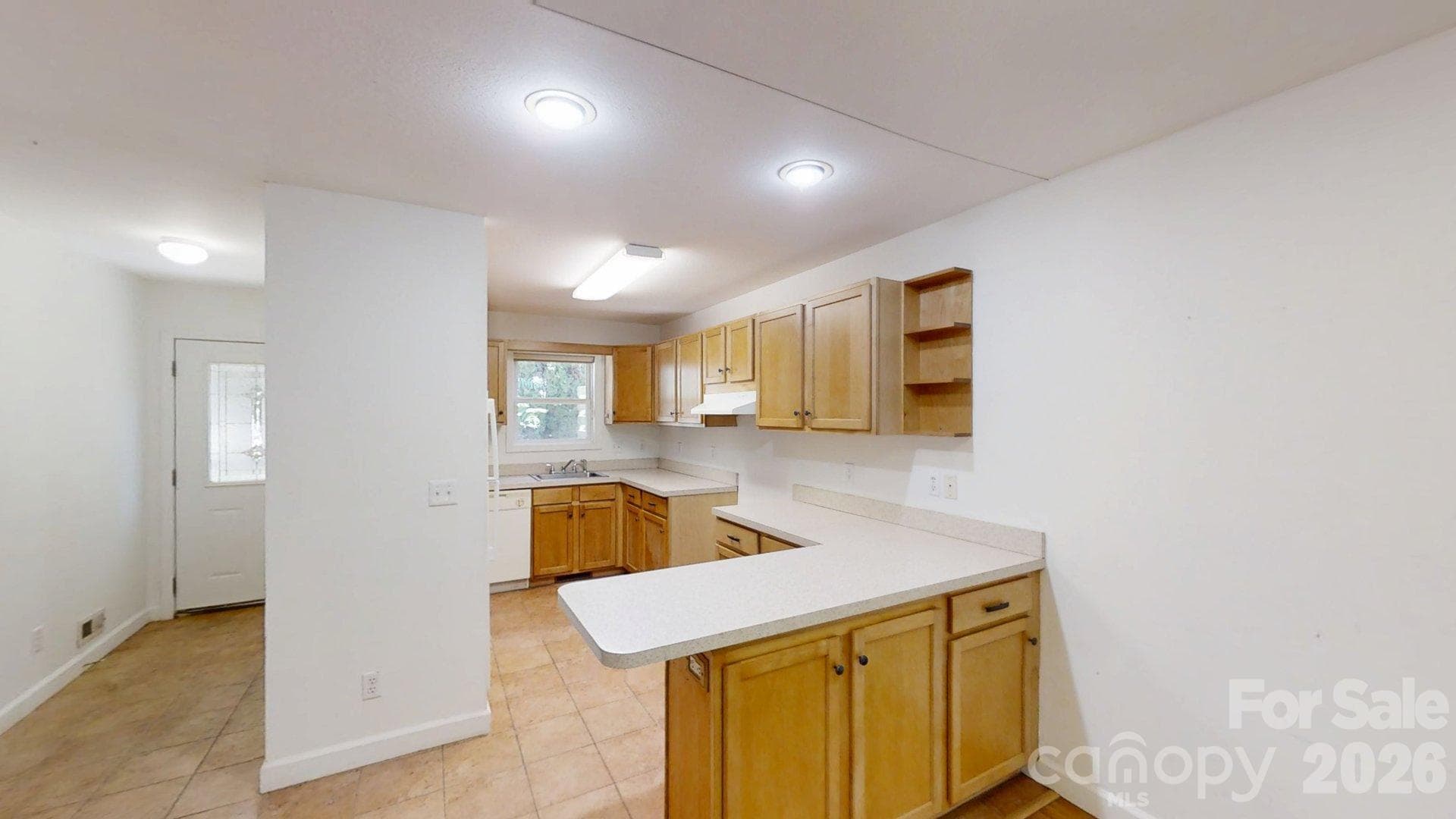Condominium at 121 Merchant Street, Asheville, photo 17 of 39