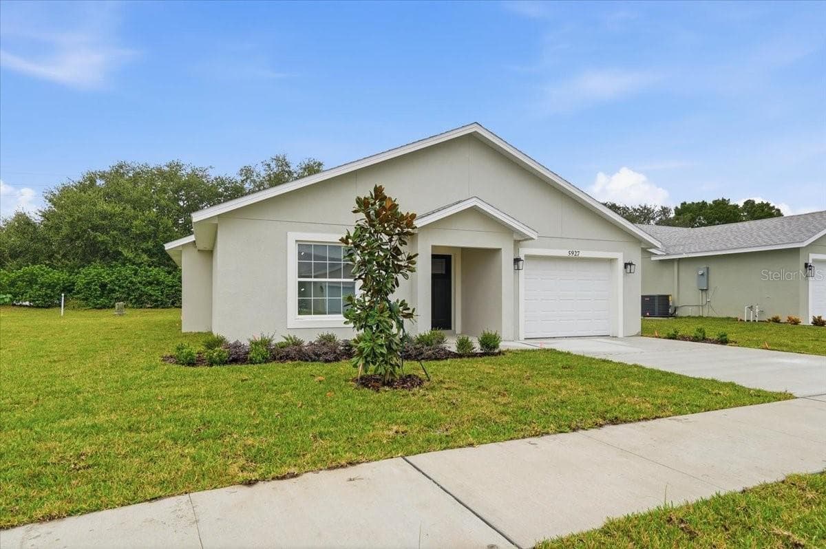 Single Family Residence at 5914 CORMORANT CT, LAKELAND, photo 3 of 16