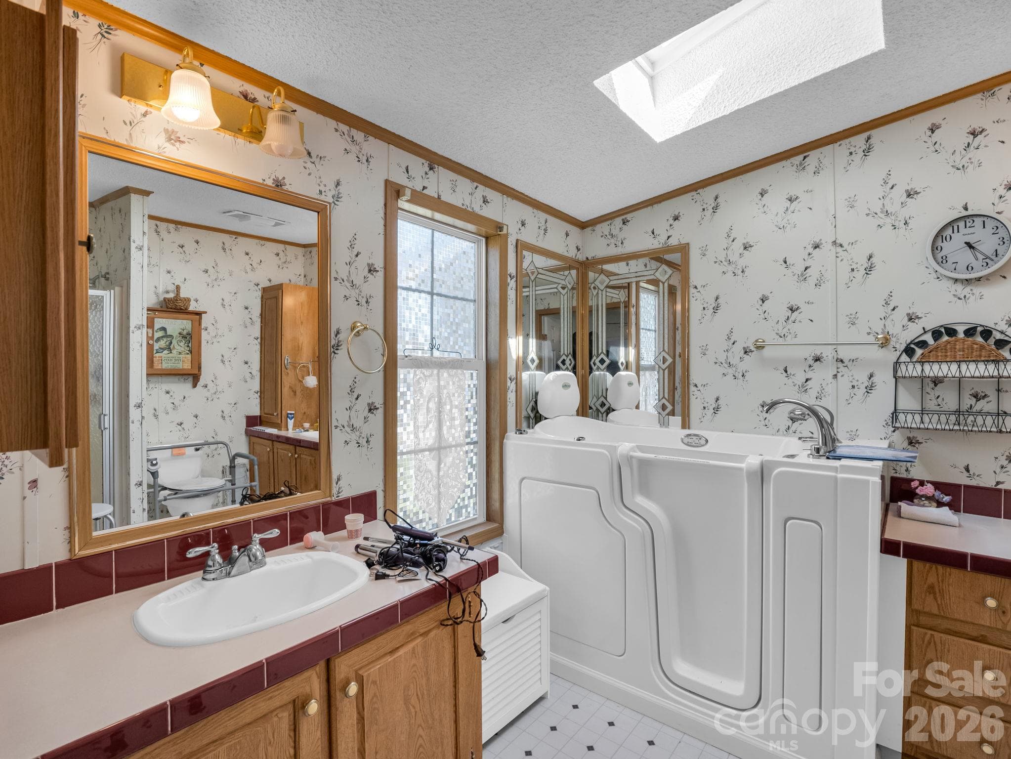 Single Family Residence at 528 Riverwind Drive, Hendersonville, photo 32 of 46