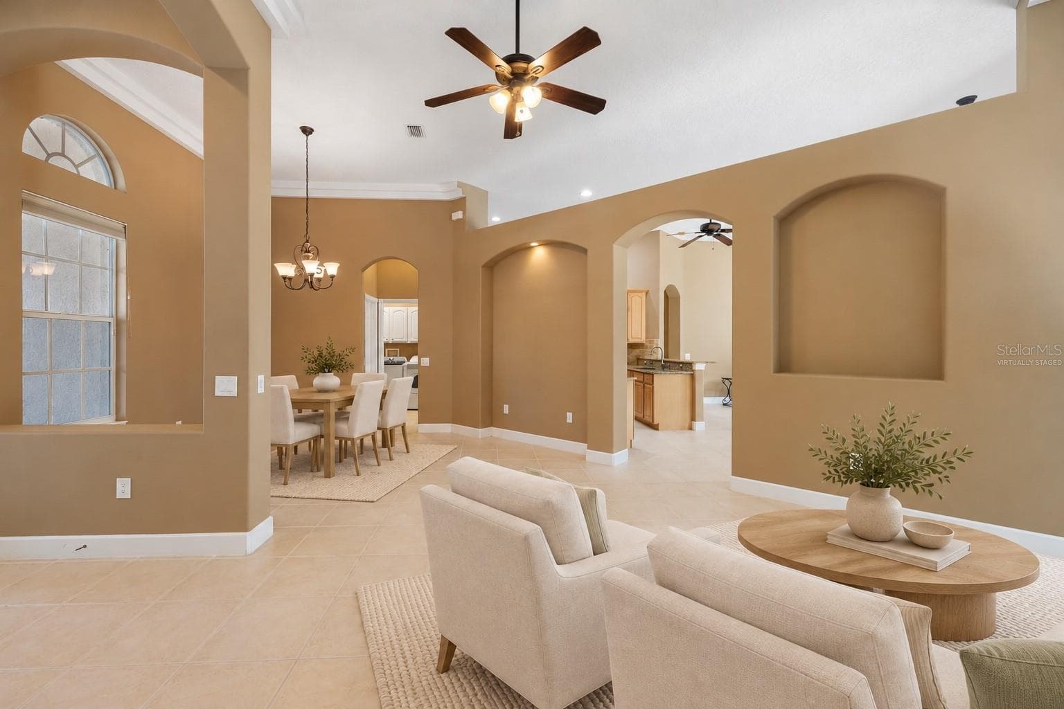 Virtually Staged - 17353 EMERALD CHASE DR, TAMPA