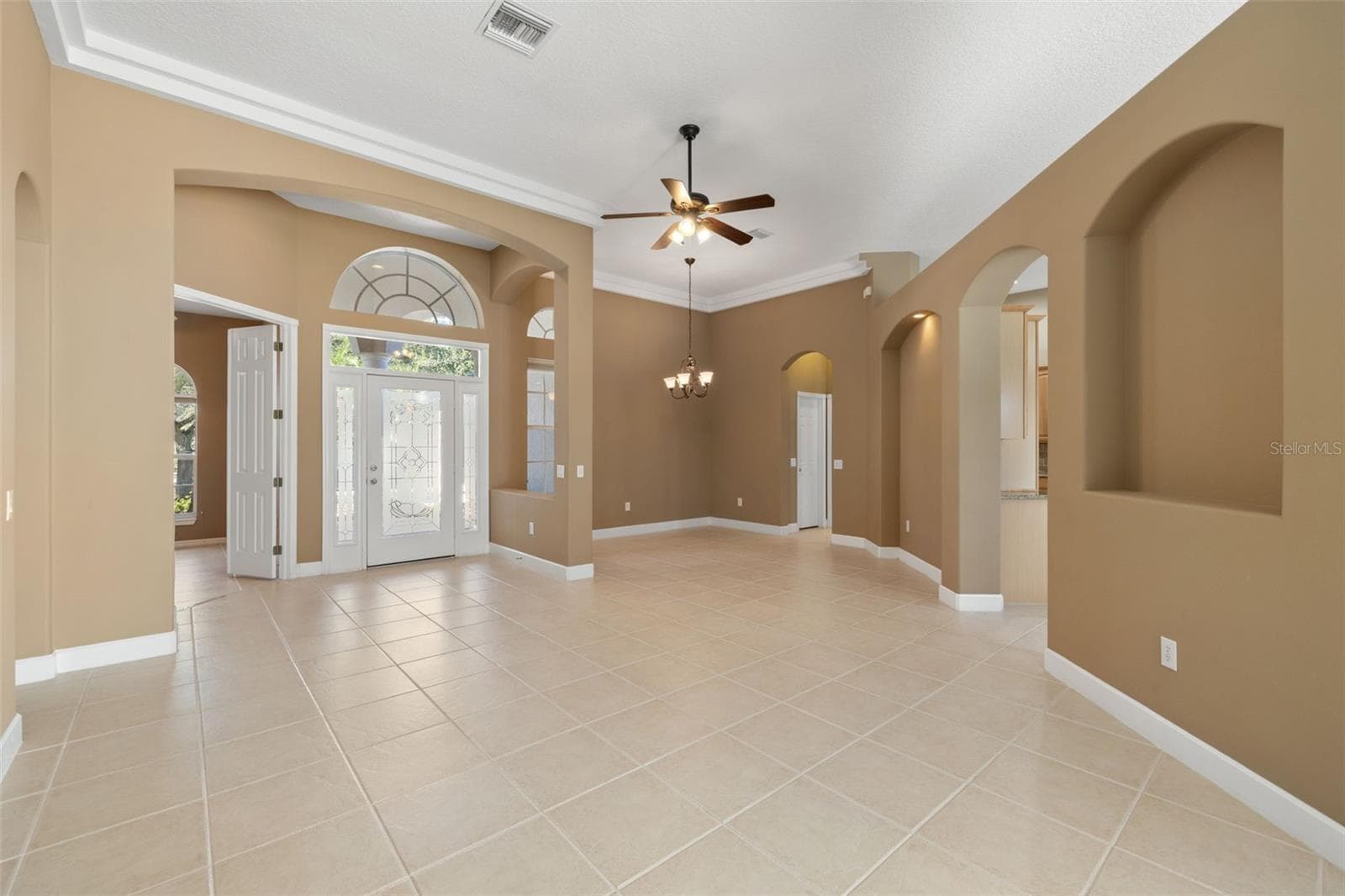 Single Family Residence at 17353 EMERALD CHASE DR, TAMPA, photo 19 of 64