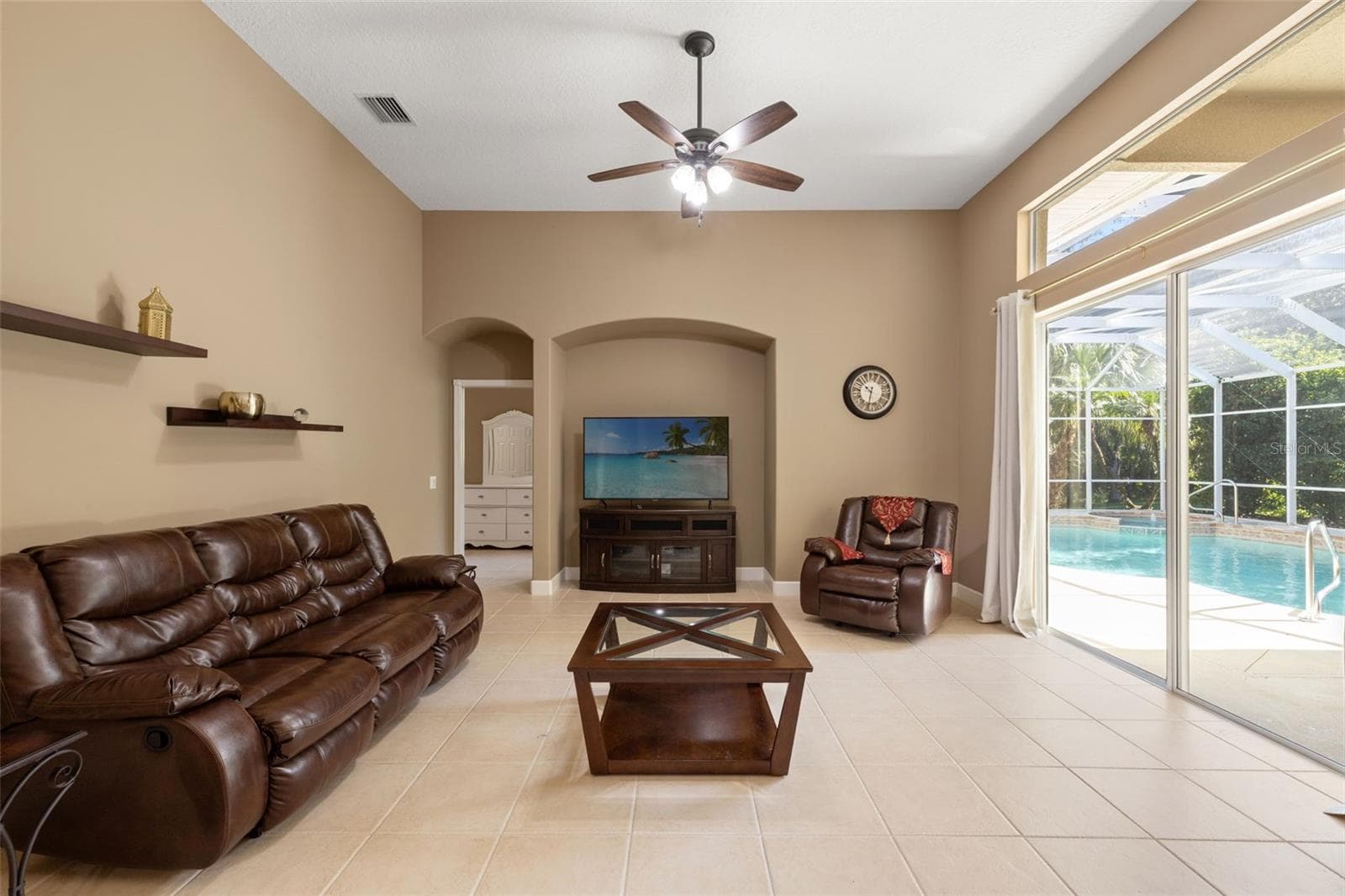 Single Family Residence at 17353 EMERALD CHASE DR, TAMPA, photo 31 of 64