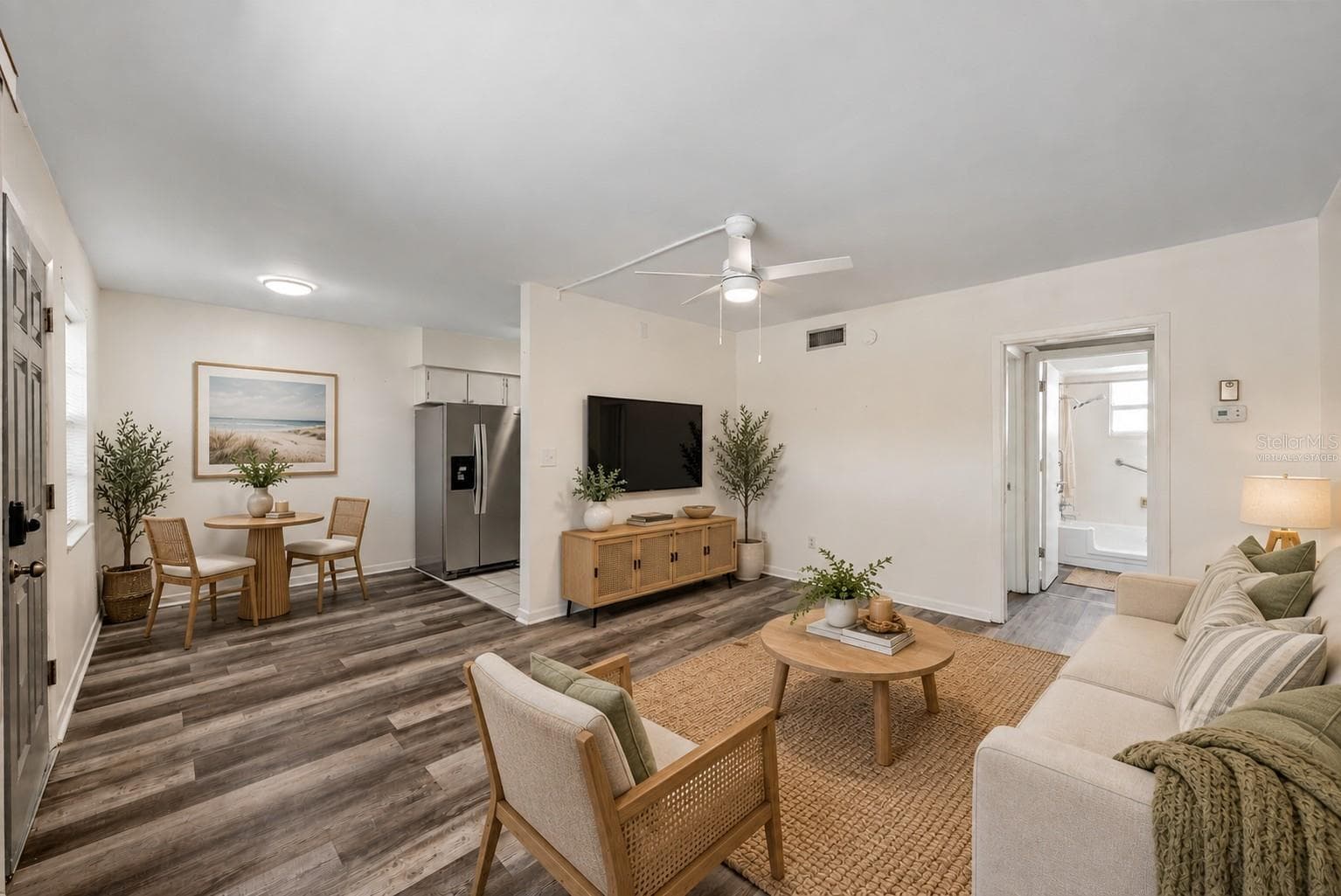 Virtually Staged - 13940 ANONA HEIGHTS DR #113, LARGO
