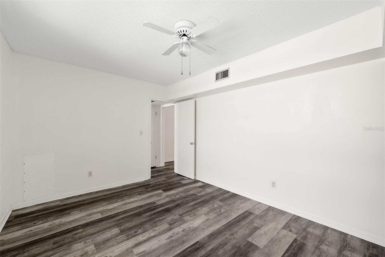 Villa at 13940 ANONA HEIGHTS DR #113, LARGO, photo 15 of 28