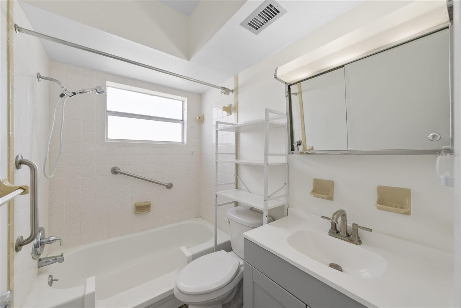 Villa at 13940 ANONA HEIGHTS DR #113, LARGO, photo 16 of 28