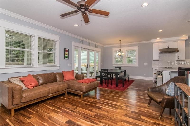 Single Family Residence at 905 S BRUCE ST, TAMPA, photo 12 of 25