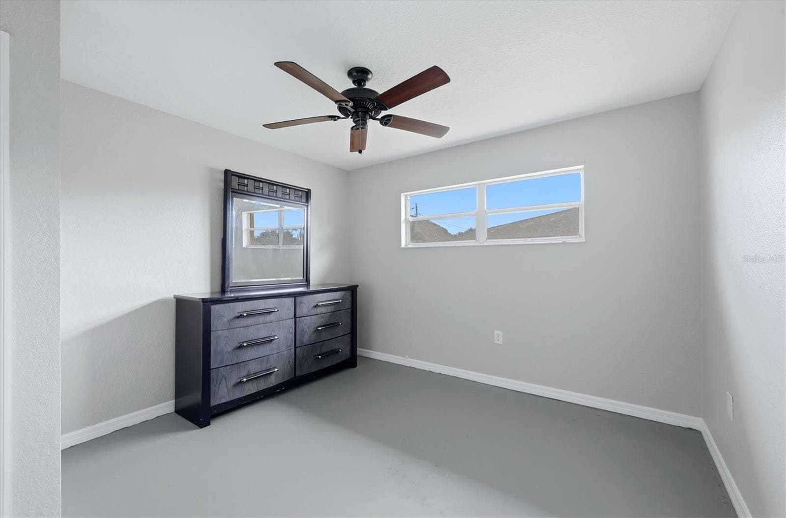 Single Family Residence at 1484 OVERBROOK RD, ENGLEWOOD, photo 32 of 44