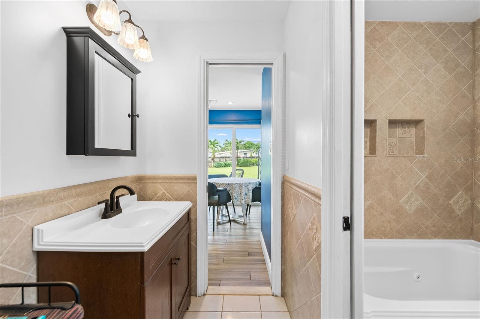 Primary Restroom - 5287 NE 14TH TER, POMPANO BEACH