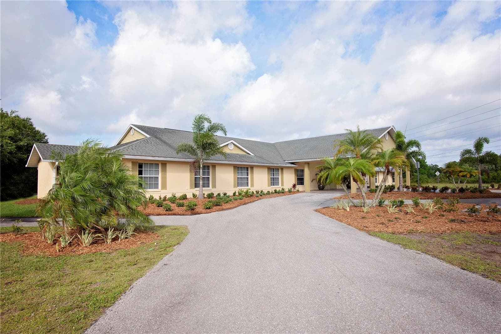 Business at 26563 SANDHILL BLVD, PUNTA GORDA, photo 2 of 13
