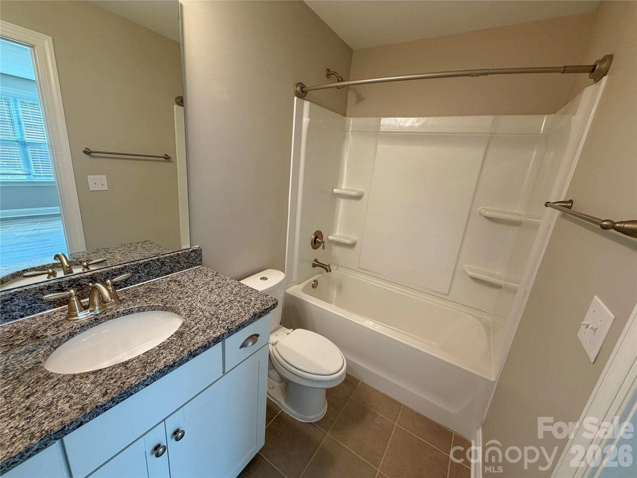 Single Family Residence at 162 Blueview Road, Mooresville, photo 26 of 44