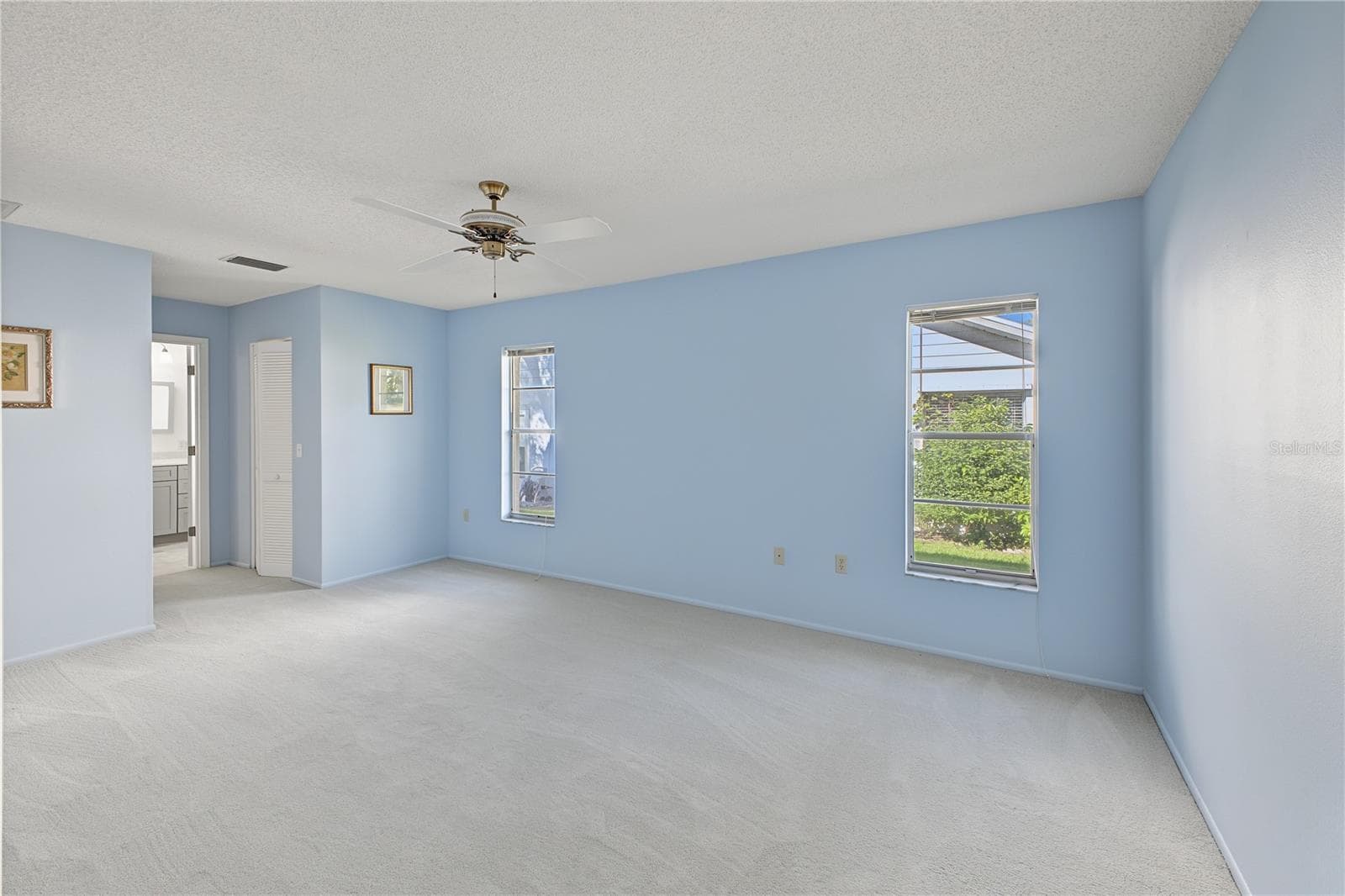 Single Family Residence at 7103 CROWN OAKS DR, SPRING HILL, photo 28 of 75