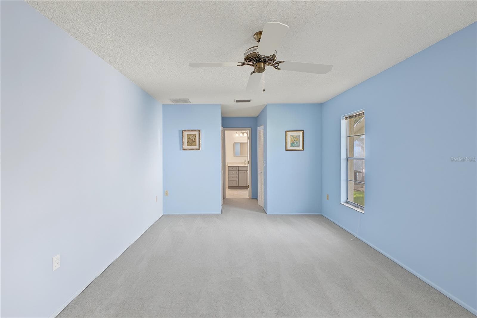 Single Family Residence at 7103 CROWN OAKS DR, SPRING HILL, photo 29 of 75