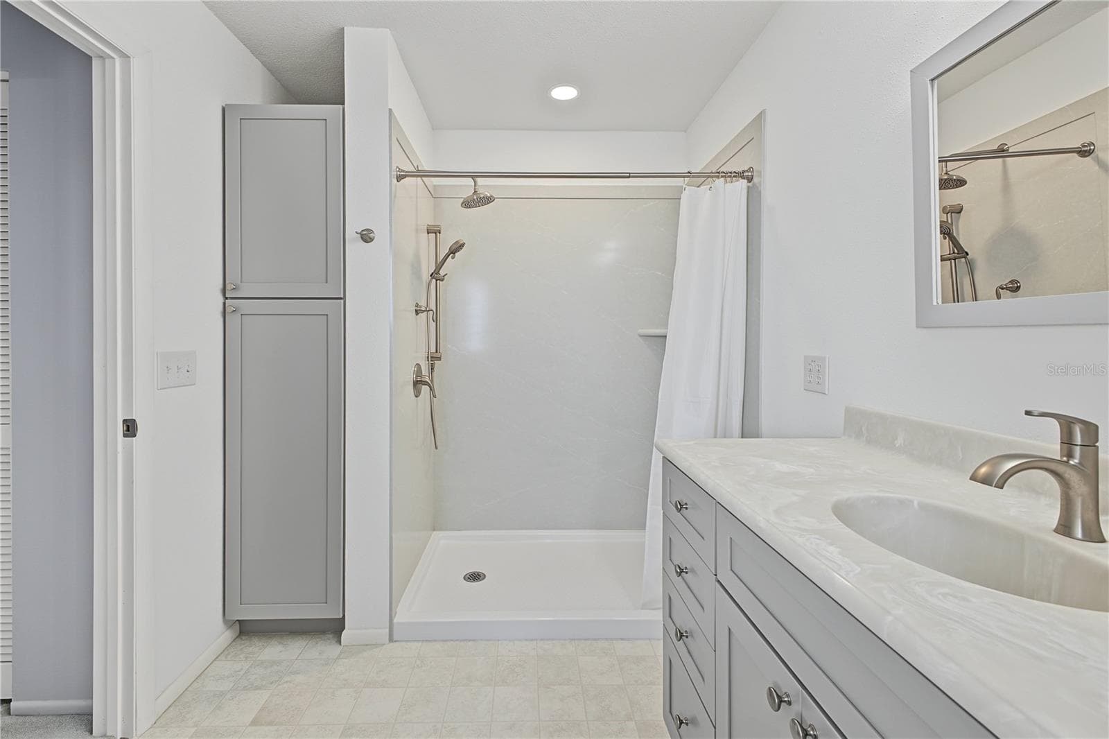 Single Family Residence at 7103 CROWN OAKS DR, SPRING HILL, photo 34 of 75