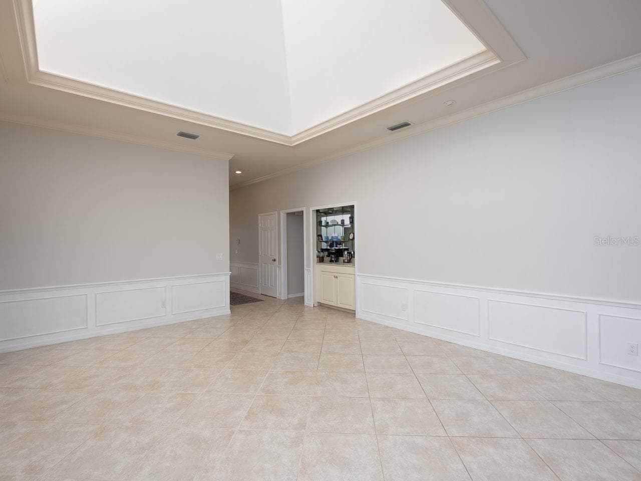 Dining room with wet bar - 71 CAYMAN ISLES BLVD, ENGLEWOOD