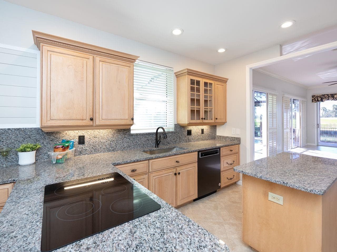 Kitchen - 71 CAYMAN ISLES BLVD, ENGLEWOOD