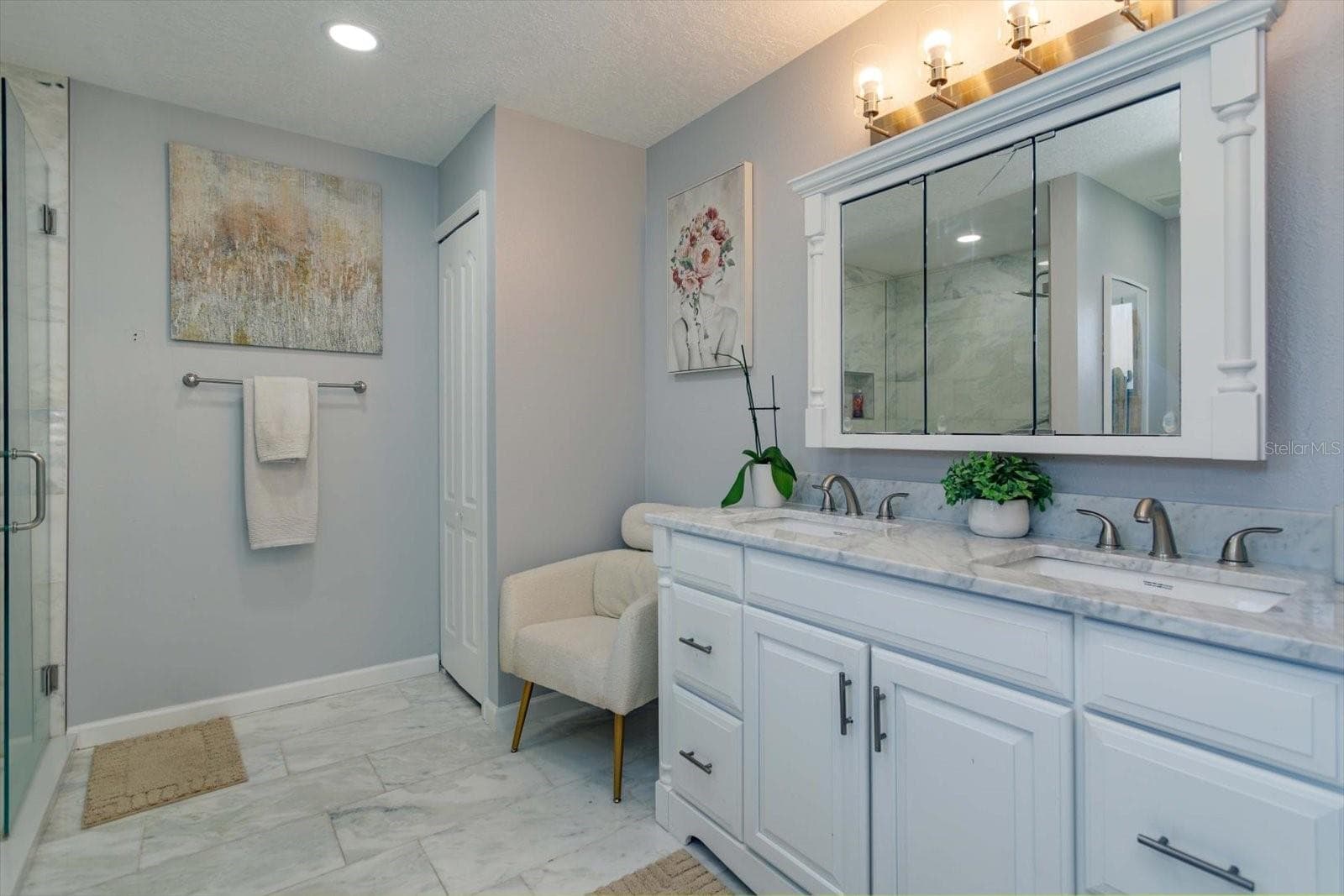 Fully renovated primary ensuite with dual sinks - 1931 ASTER DR, WINTER PARK