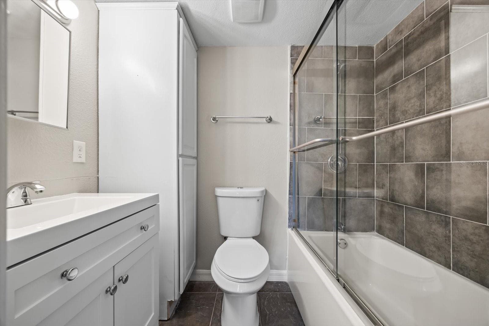 Condominium at 7169 E BANK DR #7169, TAMPA, photo 14 of 22