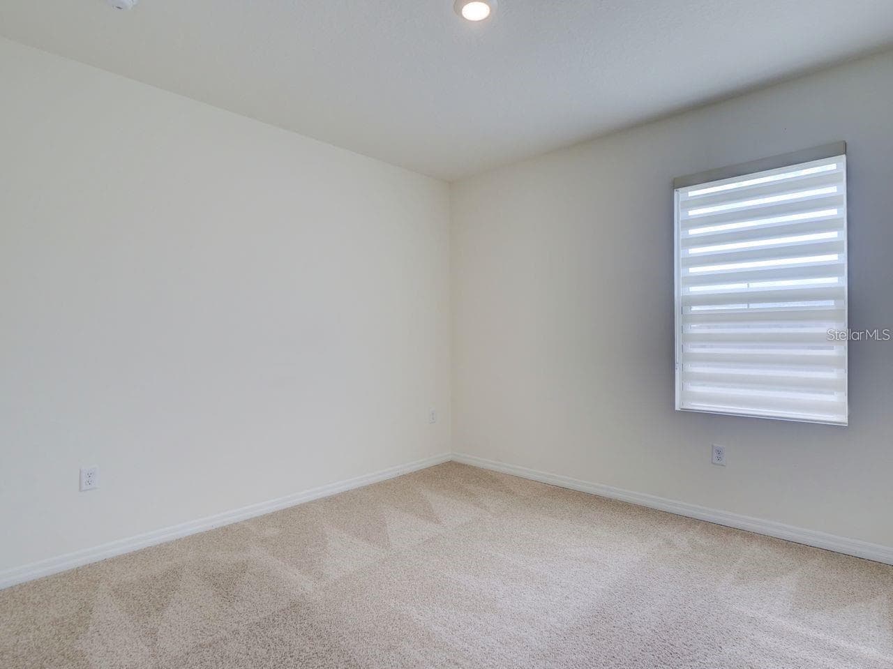Single Family Residence at 2501 RIBBON FALL AVE, DAVENPORT, photo 16 of 36