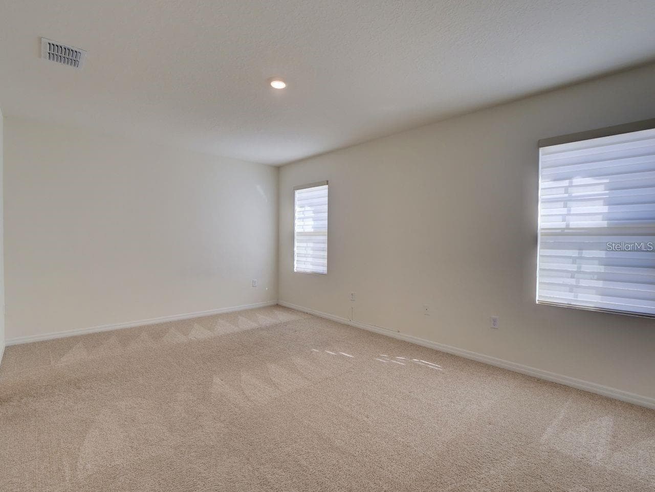 Single Family Residence at 2501 RIBBON FALL AVE, DAVENPORT, photo 26 of 36