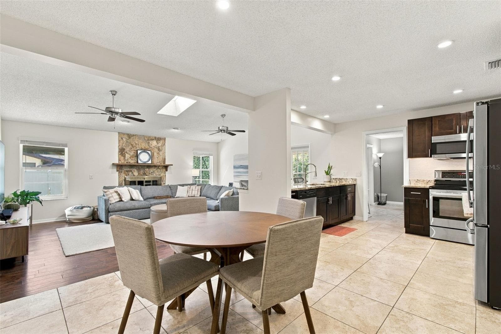 Single Family Residence at 874 PINEWOOD TER W, PALM HARBOR, photo 7 of 75
