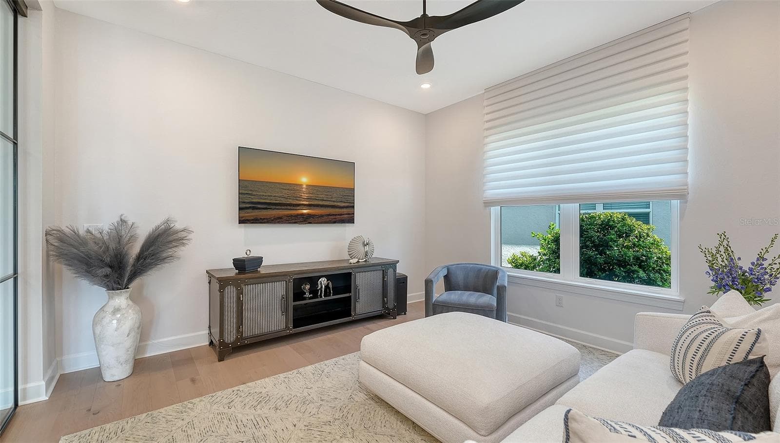 Single Family Residence at 15159 CONTENTA LOOP, LAKEWOOD RANCH, photo 25 of 108