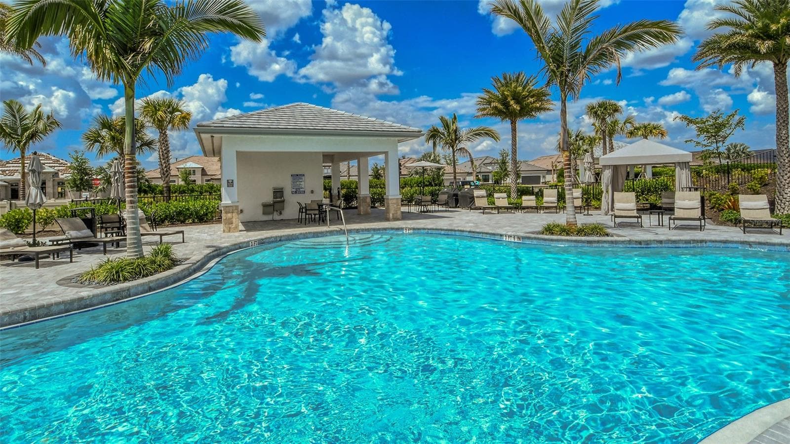 Single Family Residence at 15159 CONTENTA LOOP, LAKEWOOD RANCH, photo 94 of 108