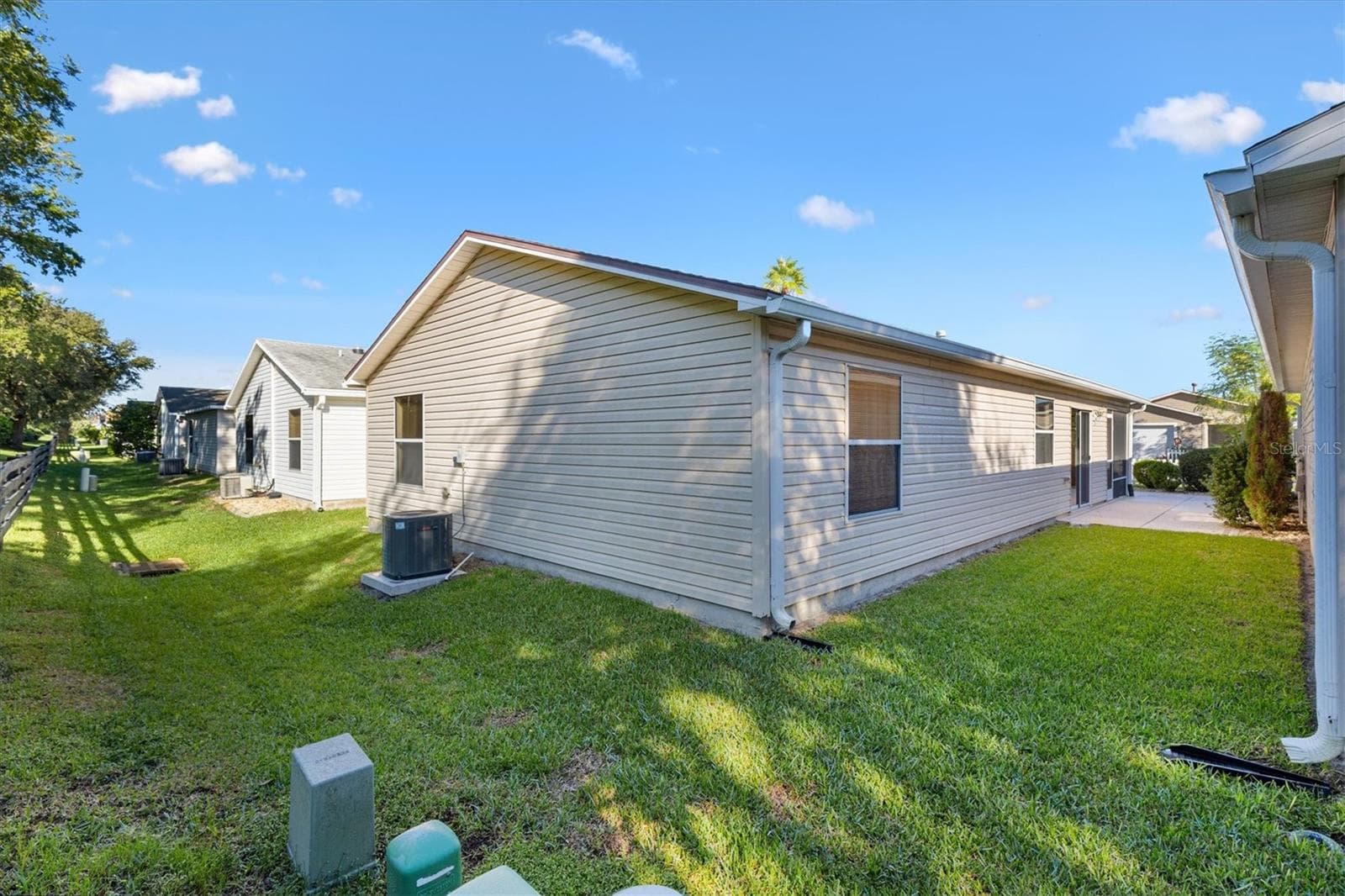 Rear Yard - 2300 RILEY RD, THE VILLAGES