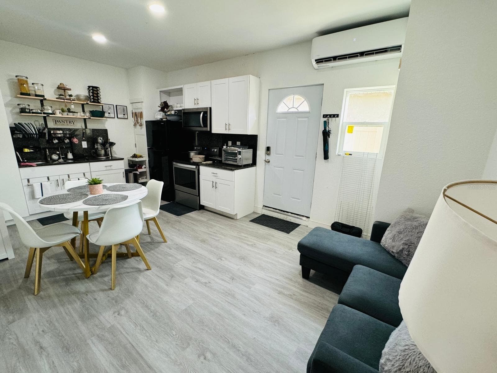 GARAGE APARMENT - 914 GUADALUPE DR, ORANGE CITY