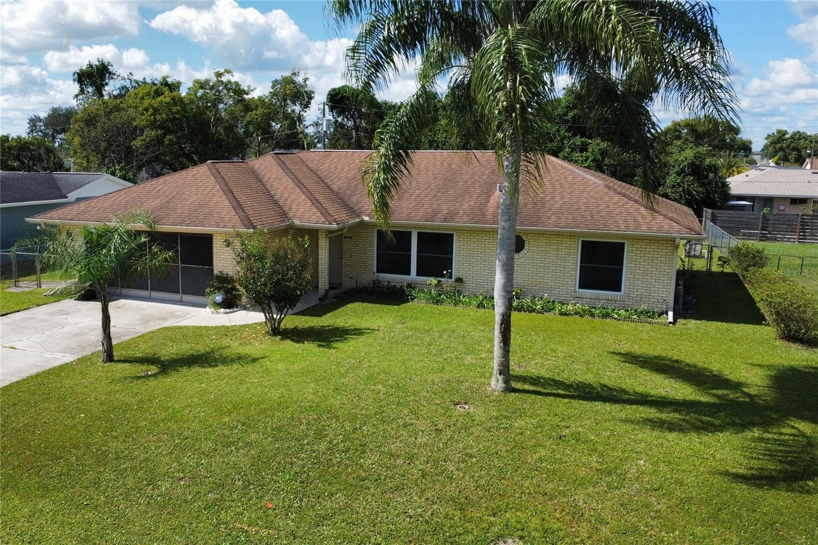 Single Family Residence at 1954 TILBURG AVE, DELTONA, photo 3 of 17