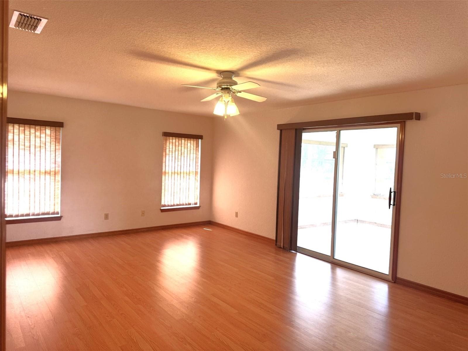Single Family Residence at 1954 TILBURG AVE, DELTONA, photo 9 of 17