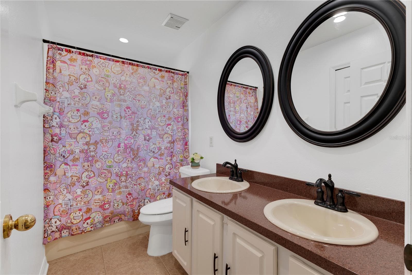 Single Family Residence at 192 WESTMORELAND CIR, KISSIMMEE, photo 12 of 27