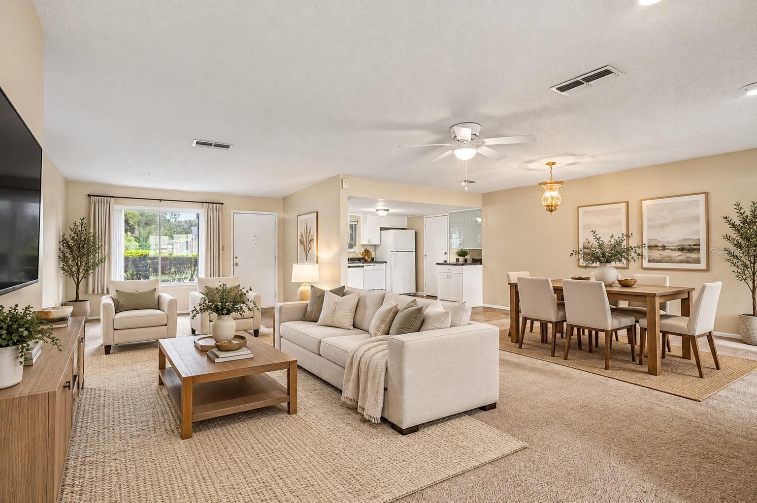 Single Family Residence at 10443 LARISSA ST, ORLANDO, photo 4 of 41