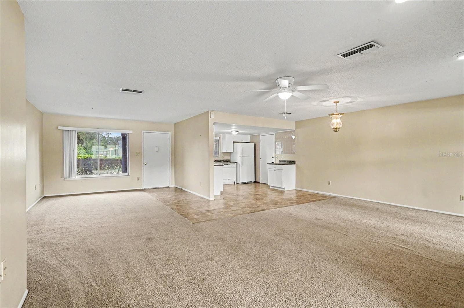 Single Family Residence at 10443 LARISSA ST, ORLANDO, photo 5 of 41
