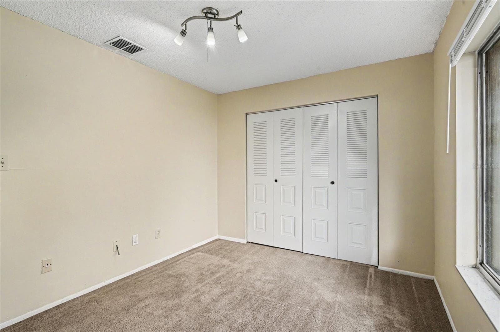 Single Family Residence at 10443 LARISSA ST, ORLANDO, photo 13 of 41