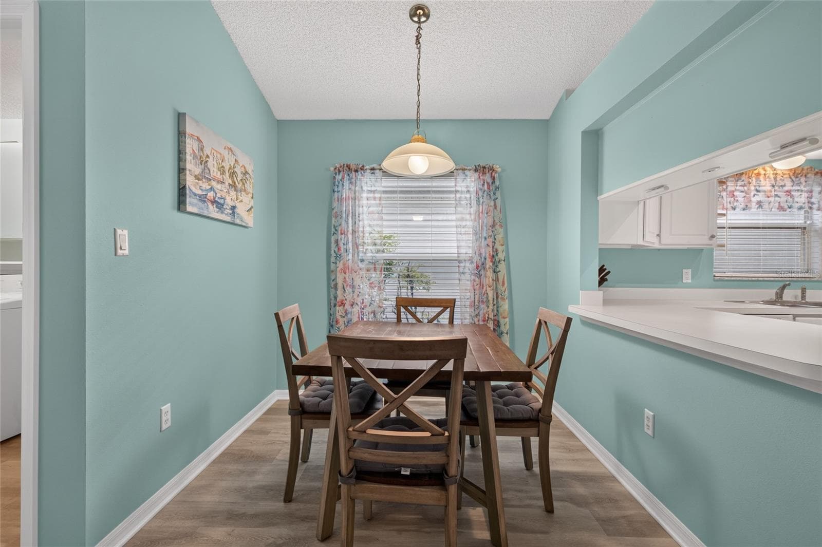 Dinette - 25005 CRANES ROOST CIR, LEESBURG