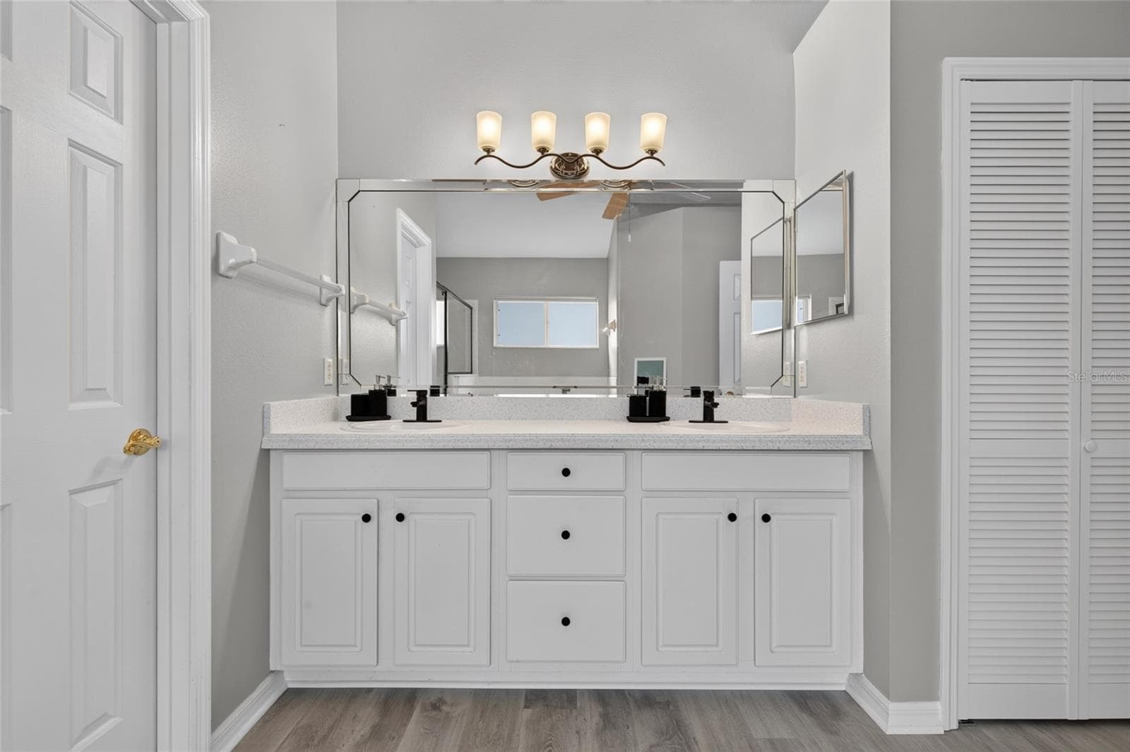 Master Bathroom - 25005 CRANES ROOST CIR, LEESBURG