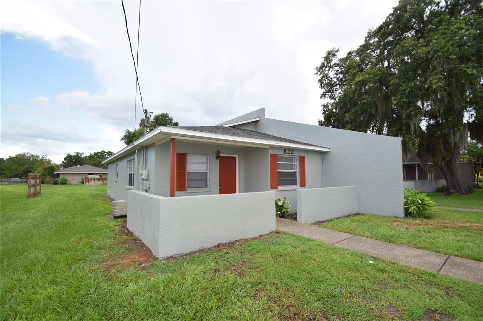 Duplex at 822 & 830 SHIRLEY ANN TRL, LAKELAND, photo 4 of 27
