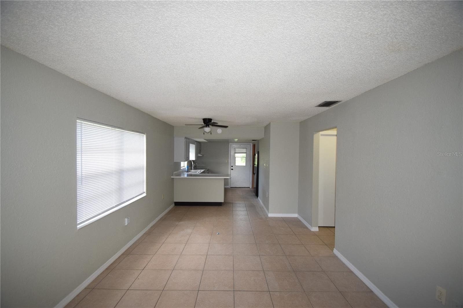 Duplex at 822 & 830 SHIRLEY ANN TRL, LAKELAND, photo 9 of 27