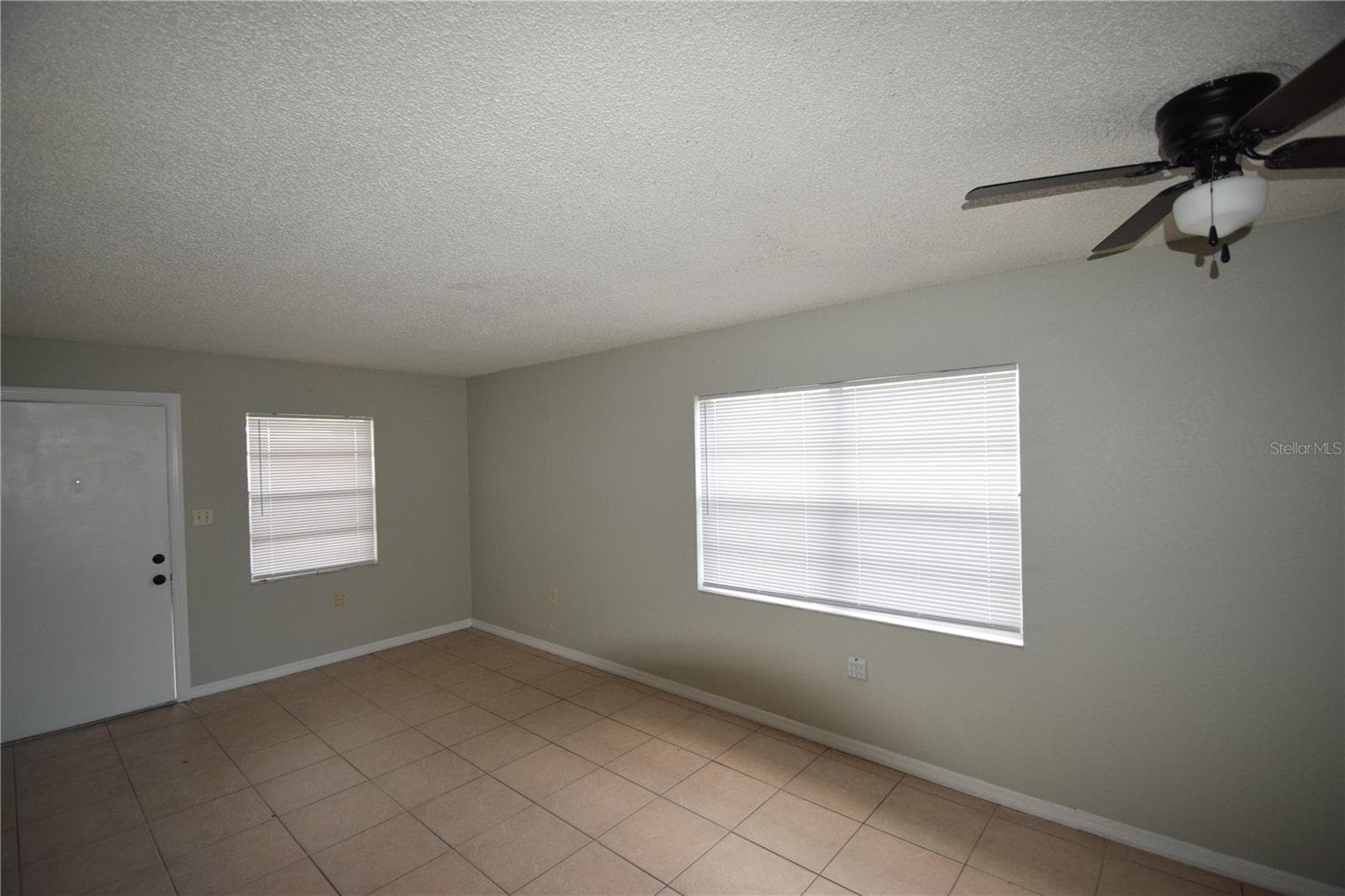Duplex at 822 & 830 SHIRLEY ANN TRL, LAKELAND, photo 11 of 27
