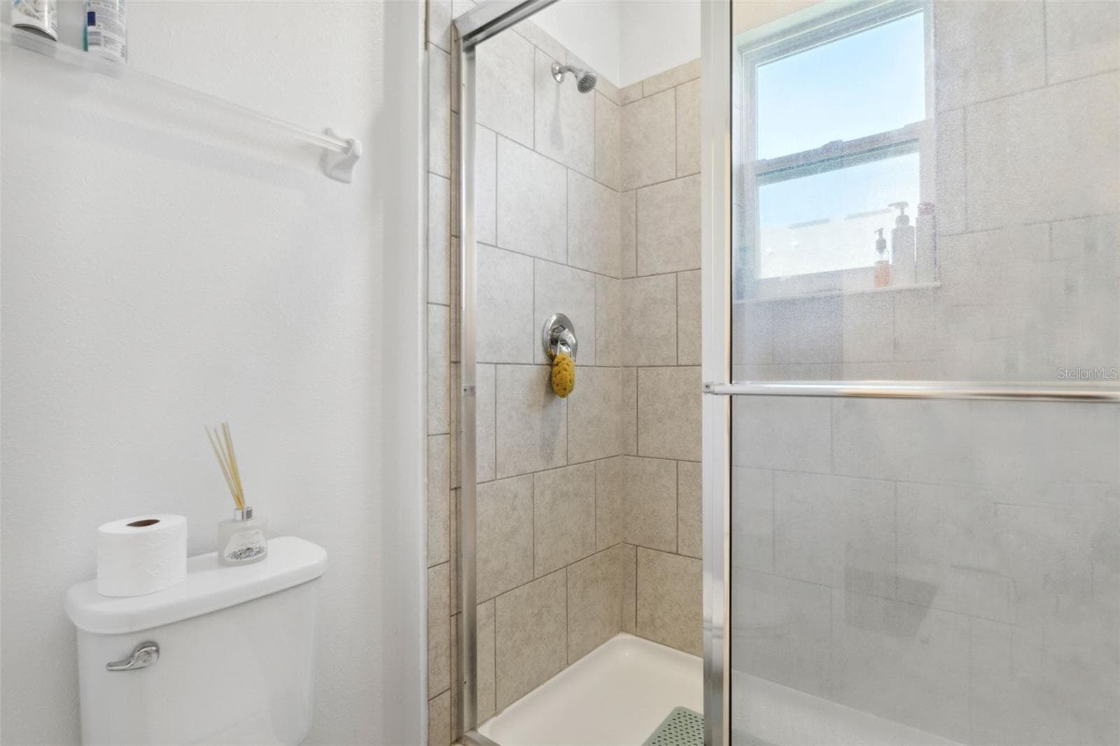 Townhouse at 5732 SKYTOP DR, LITHIA, photo 21 of 25