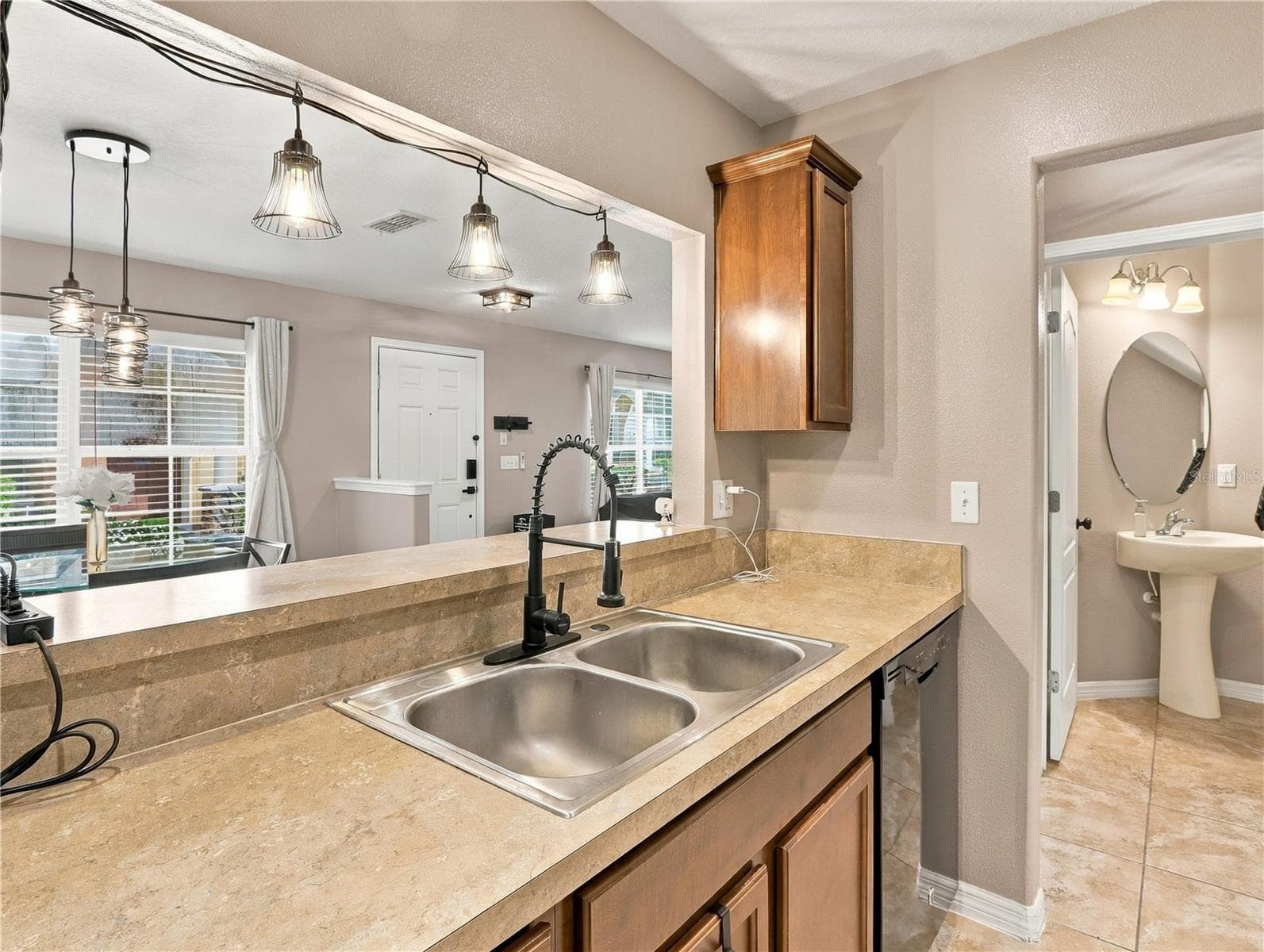 Townhouse at 242 CARINA CIR, SANFORD, photo 9 of 27