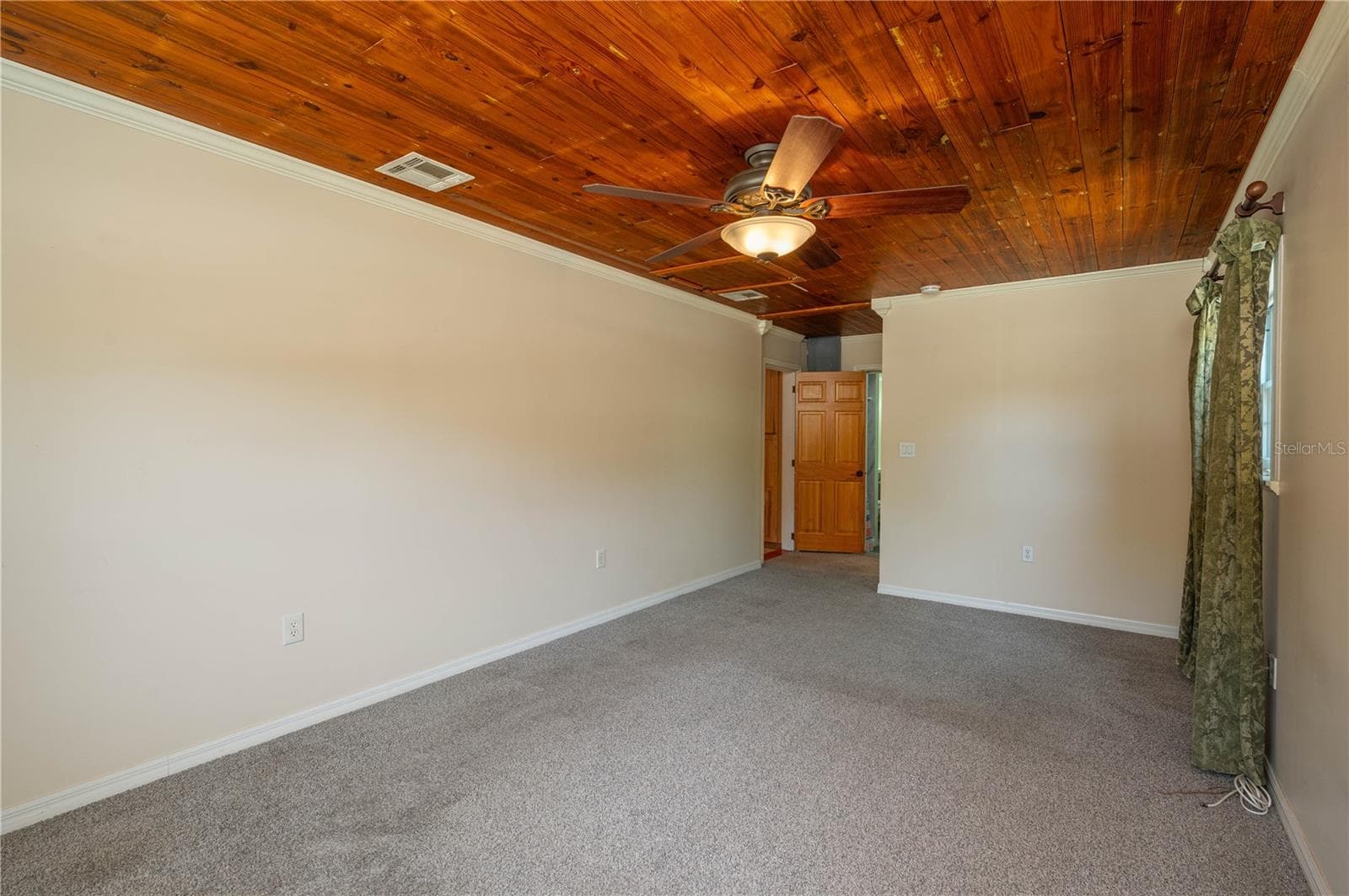 MASTER EN SUITE - 613 PALM AVE, LAKE WALES
