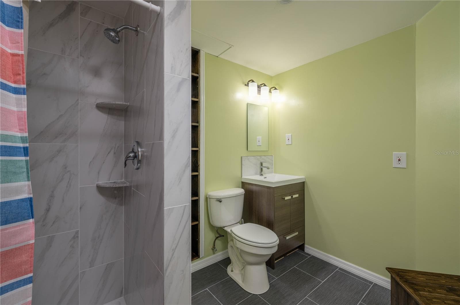 MASTER EN SUITE - 613 PALM AVE, LAKE WALES