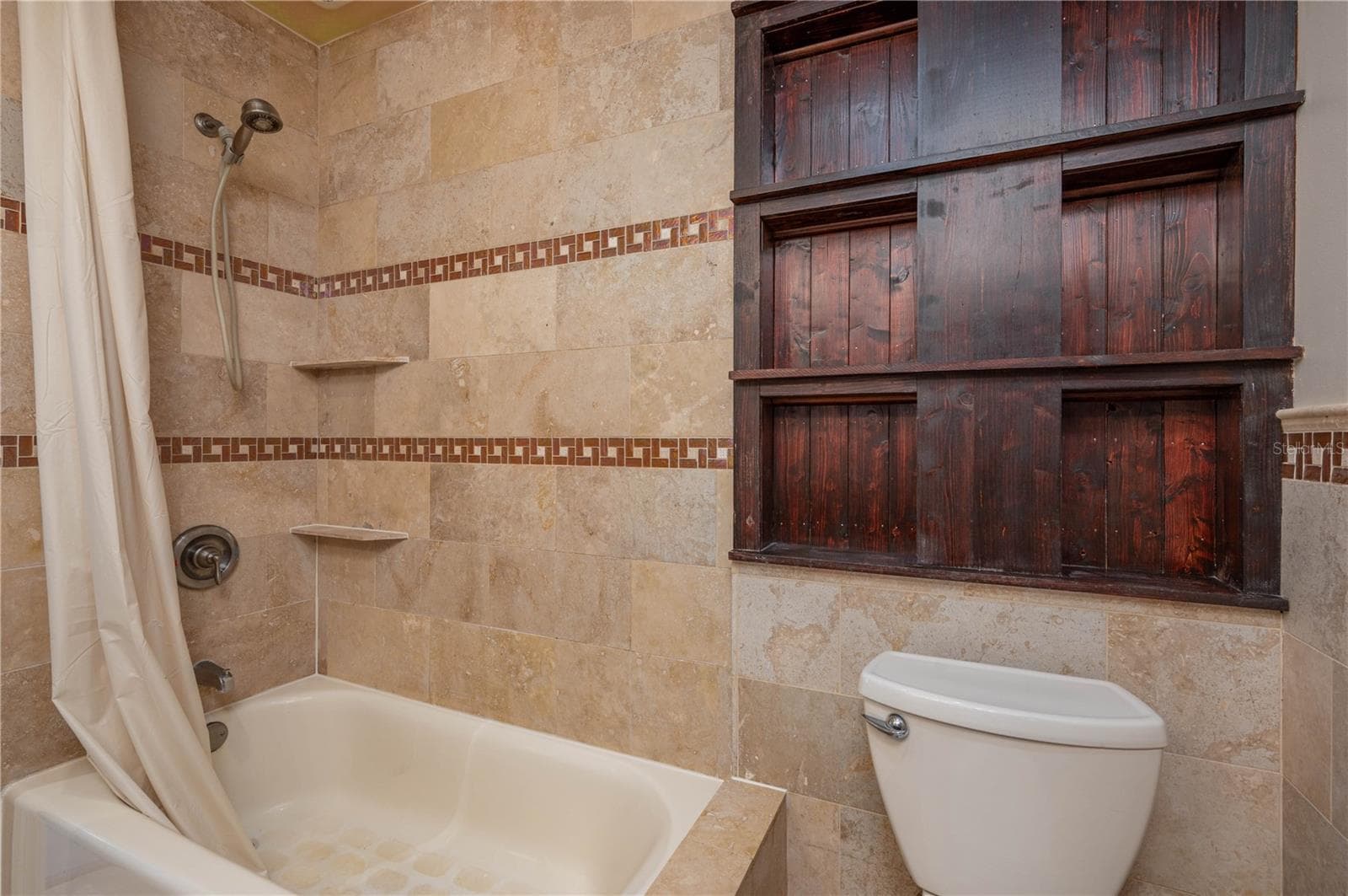 2nd BATHROOM - 613 PALM AVE, LAKE WALES