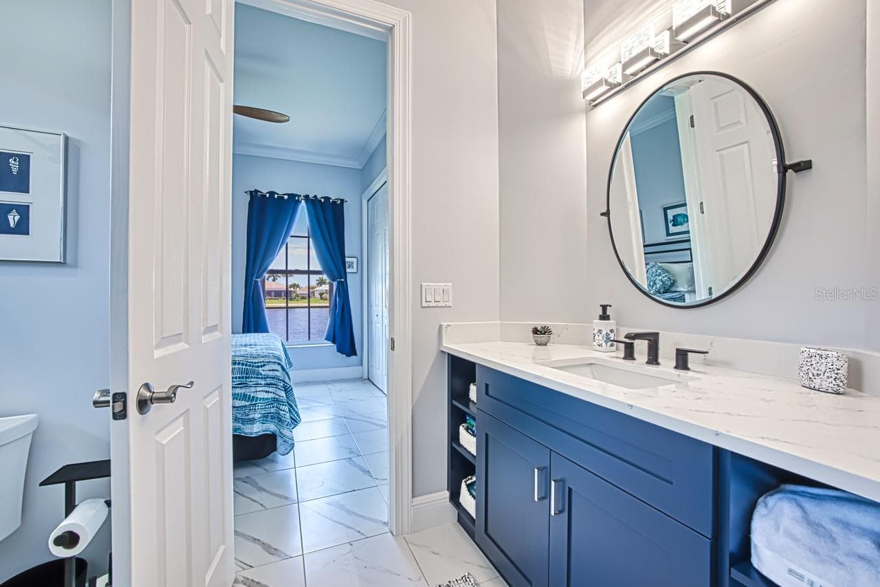 Jack and Jill Bathroom - 8625 SOUTHWIND BAY CIR, FORT MYERS